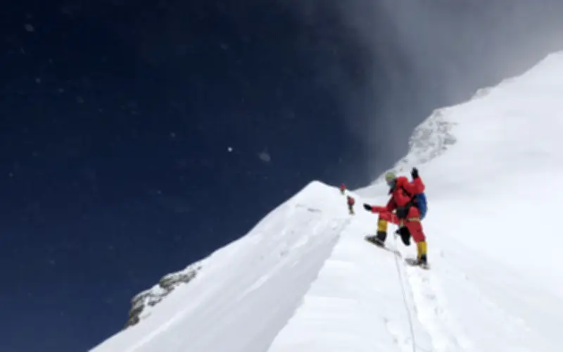 Nữ VĐV Mexico Chinh Phục Ba Đỉnh Cao 8.000m, Hướng Tới Kỷ Lục Thế Giới