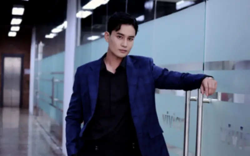 Nam diễn viên quê Bắc Ninh gây tranh cãi về người thừa kế, sở hữu chiều cao 1m86