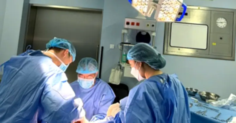 Nam giới khỏe mạnh vẫn gặp khó khăn trong việc làm cha: Nguyên nhân và giải pháp