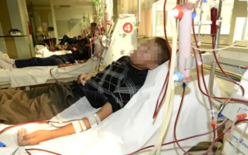 Nam kỹ sư sống lành mạnh bất ngờ suy thận ở tuổi 40: Bác sĩ chỉ ra thói quen nhiều người Việt mắc phải