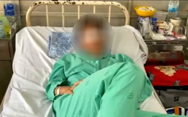 Nam sinh lớp 11 bị đánh hội đồng gây thương tích nặng tại Tp.HCM