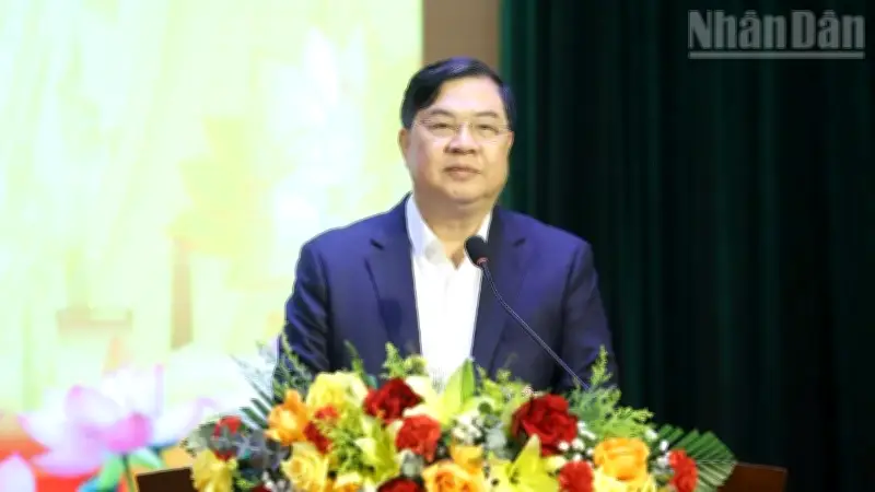 Ứng Cử Viên Phạm Gia Túc Trình Bày Chương Trình Hành Động Tại Hội Nghị Cử Tri Hà Tĩnh