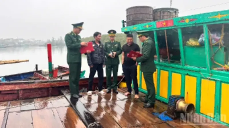 Ngư dân Hà Tĩnh điều chỉnh lịch trình vươn khơi để kịp ngày bầu cử