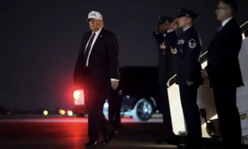 Động Lực Thúc Đẩy Ông Trump Quyết Định Không Kích Iran: Vai Trò Của Israel Và Arab Saudi