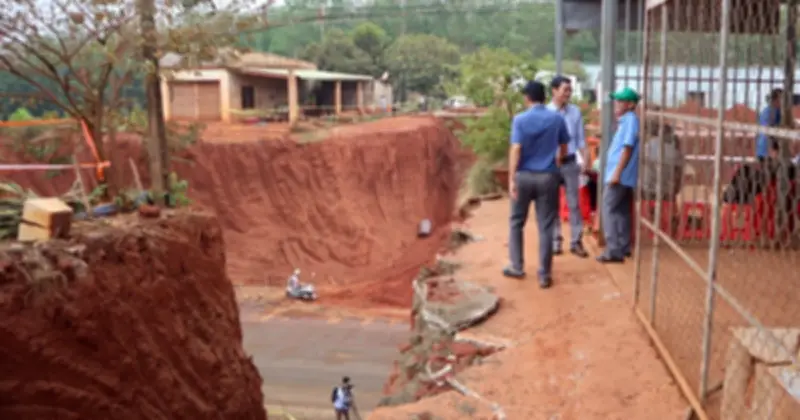 Đồng Nai: Hạ Cốt Đường ĐT.753 Khiến Nhà Dân Chênh Vênh, 8 Hộ Được Hỗ Trợ Di Dời