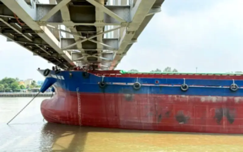 Đồng Nai: Khởi tố vụ tàu Thành Đạt 86 va vào cầu Ghềnh làm gián đoạn đường sắt Bắc - Nam