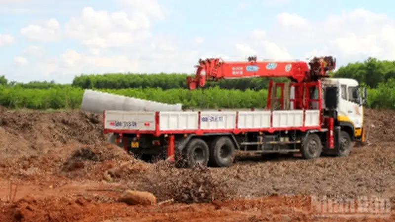 Đồng Nai yêu cầu đẩy nhanh tiến độ bồi thường, giải phóng mặt bằng dự án đường 25B và 25C