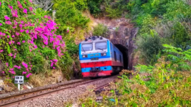 Đường sắt Việt Nam tăng giá vé 3% từ 26/3, linh hoạt theo biến động nhiên liệu