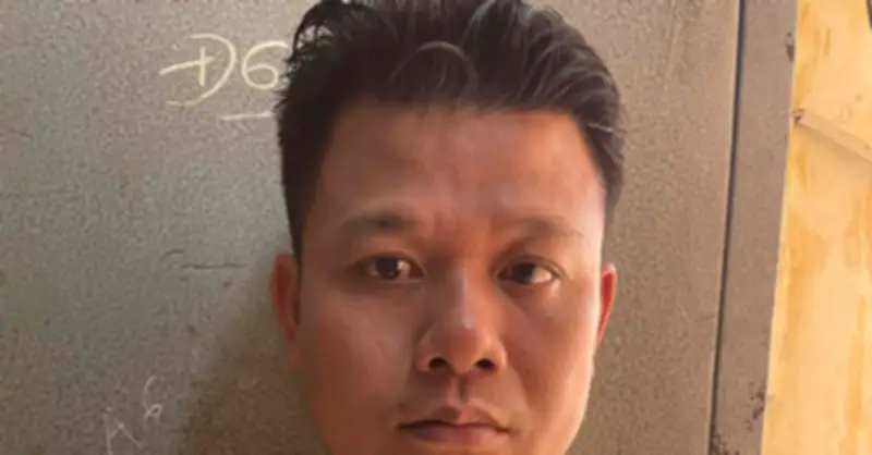 Ông Trùm Sòng Bạc Bịp Dùng Thiết Bị Điều Khiển Từ Xa Bị Bắt