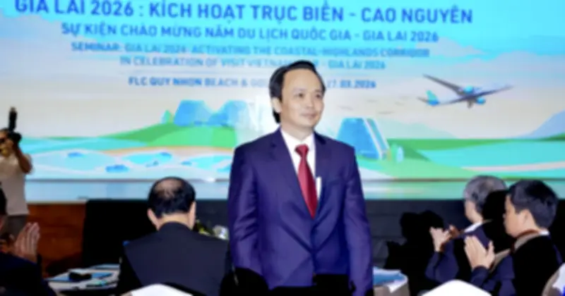 Ông Trịnh Văn Quyết Tái Xuất Công Khai Với Vai Trò Chủ Tịch FLC Tại Sự Kiện Gia Lai