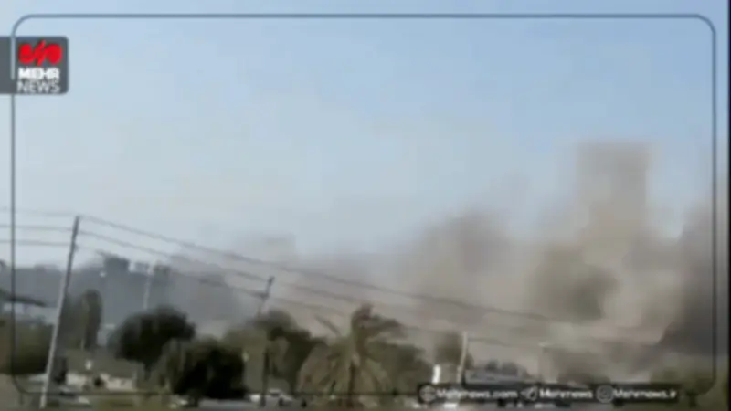 Ông Trump: Iran có tên lửa Tomahawk, nghi vấn vụ đánh bom trường nữ sinh