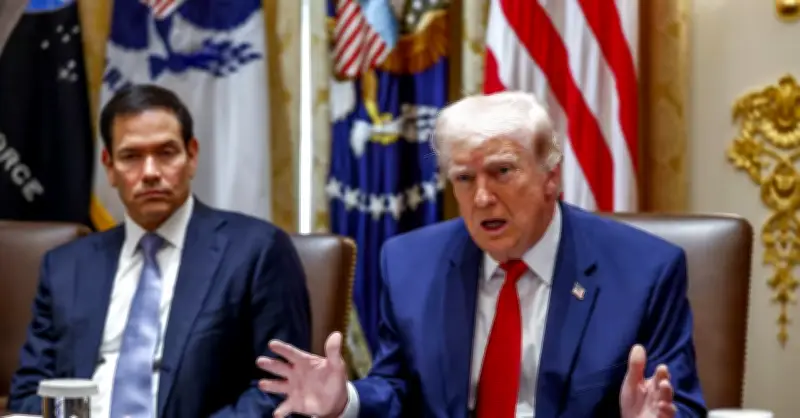 Ông Trump kéo dài lệnh cấm tấn công cơ sở năng lượng Iran, hé lộ cửa ngõ Tehran