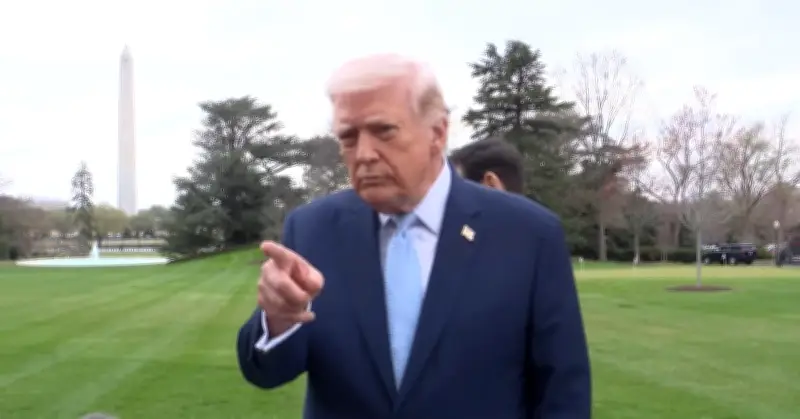 Ông Trump ra lệnh ngừng tấn công các nhà máy điện của Iran trong 5 ngày