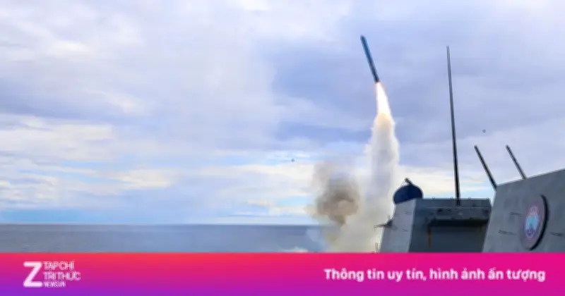 Ông Trump tuyên bố đánh chìm 9 tàu hải quân Iran, xung đột Trung Đông leo thang