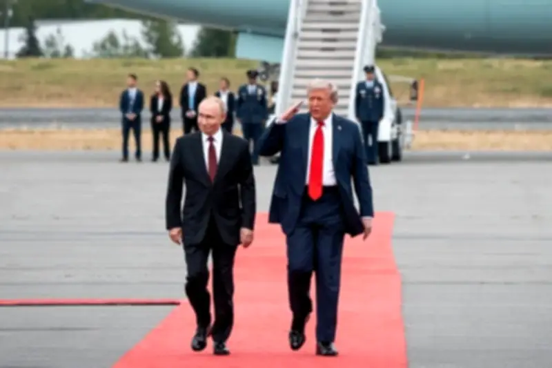 Ông Trump tuyên bố sẽ trừng phạt lại dầu Nga sau khi xung đột Iran kết thúc