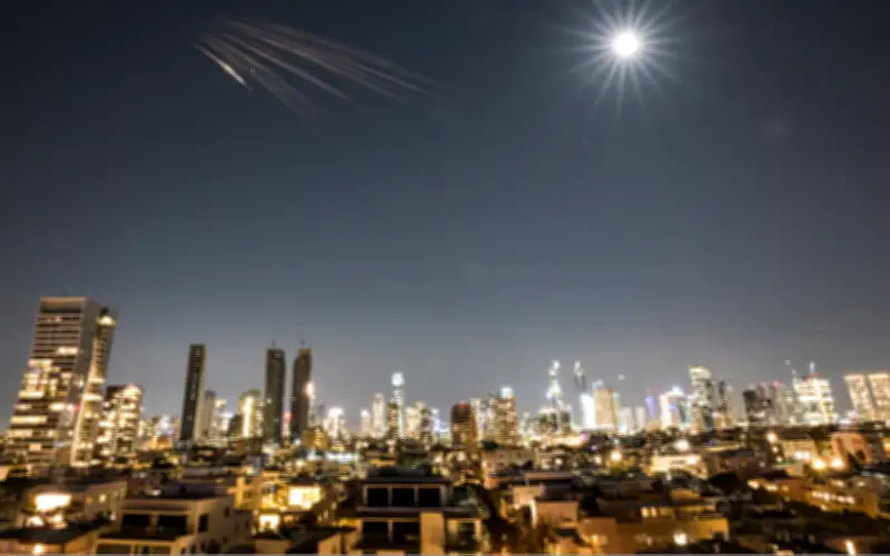 Ông Trump Yêu Cầu Iran Đầu Hàng Vô Điều Kiện, Thị Trường Tài Chính Chao Đảo