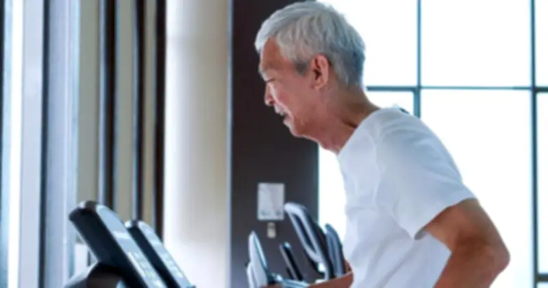 Ông Vương tập thể dục chăm chỉ vẫn đột quỵ: Bài học về vận động đúng cách cho người cao tuổi