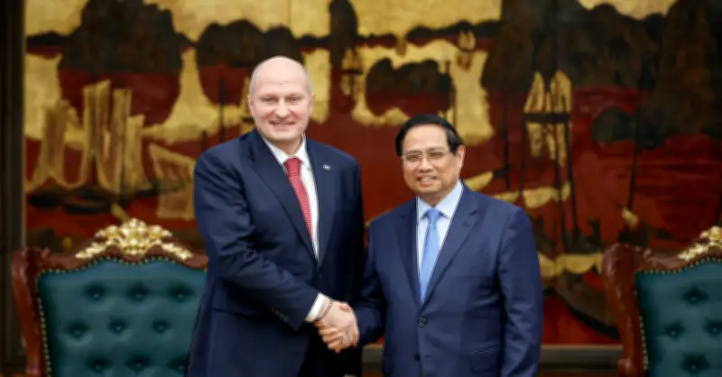 Nga đề xuất hợp tác chuyển giao công nghệ sản xuất phương tiện cứu nạn, cứu hộ với Việt Nam