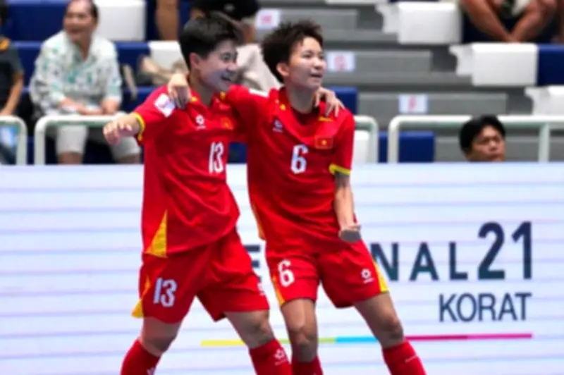 Ngược dòng thắng đậm Indonesia, tuyển futsal nữ Việt Nam giành HCV SEA Games
