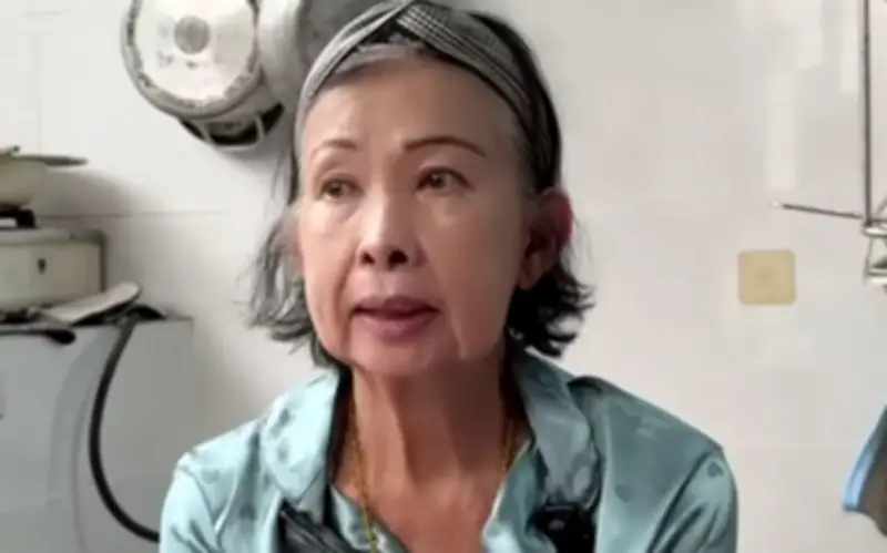 Nghệ sĩ cải lương Là Võ Cự: Danh hài U70 sống ở chùa vì bệnh tật, không nhà, không con