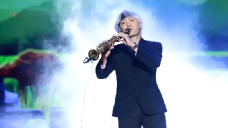 Nghệ sĩ saxophone trẻ Bảo Anh: Từ cú 'bẻ lái' táo bạo đến ước mơ kết nối văn hóa Việt-Nhật