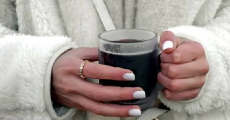 Nghiên cứu cảnh báo: Một ly rượu mỗi ngày vẫn làm tăng 50% nguy cơ ung thư miệng