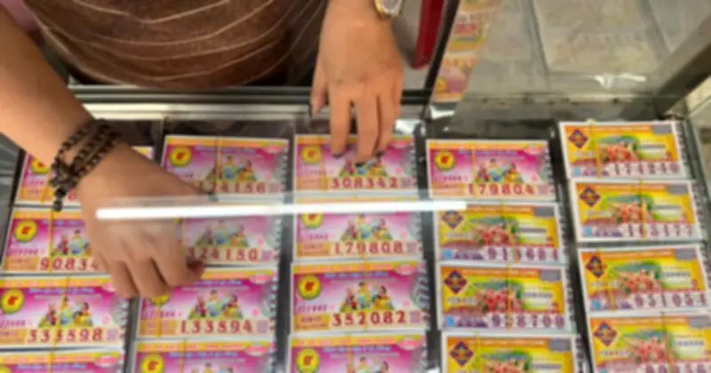 Người bán vé số gánh rủi ro lớn: Áp lực từ chuỗi phân phối và kêu gọi cơ chế công bằng