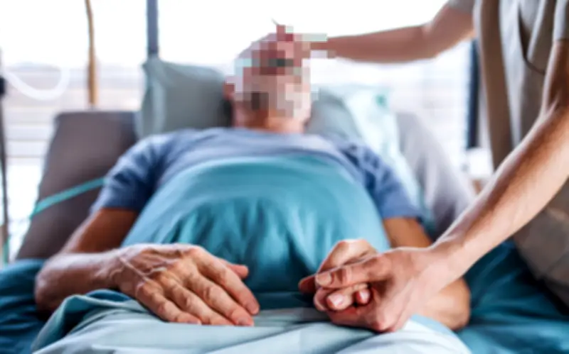 Ngại khám đầu năm, người đàn ông Hà Nội phải cắt ruột do thoát vị bẹn nghẹt