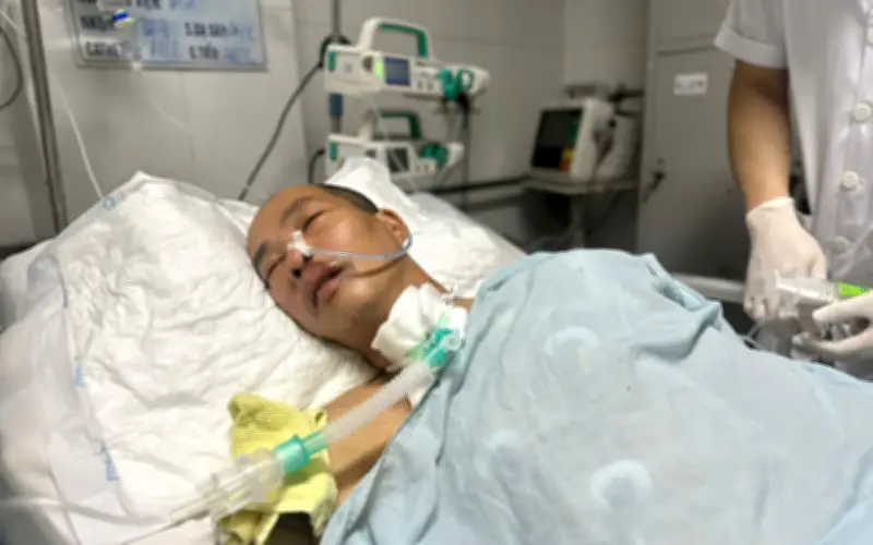 Người đàn ông dân tộc Nùng gặp tai nạn nghiêm trọng, cần sự giúp đỡ khẩn cấp