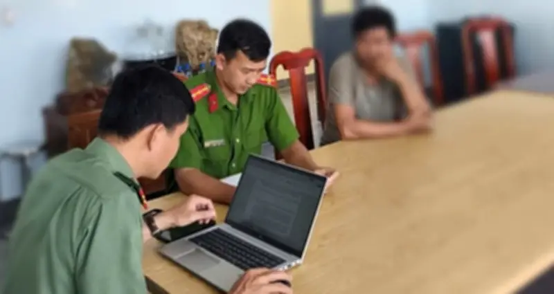 Người đàn ông khai nhận cơ hội kiếm tiền khi chia sẻ clip xuyên tạc trên Facebook