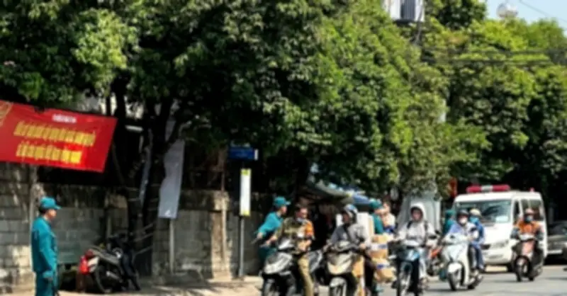 Người đàn ông tử vong bất thường trên vỉa hè ở TP.HCM, nghi vấn do ngộ độc