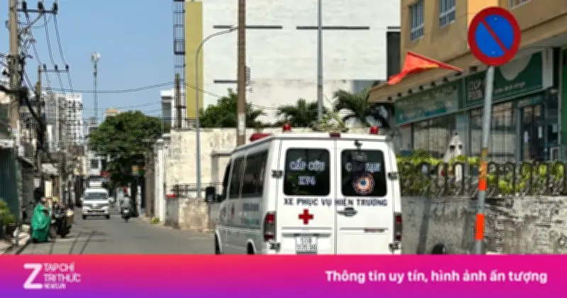 Người đàn ông tử vong trong tư thế treo cổ tại nhà trọ không số ở TP.HCM