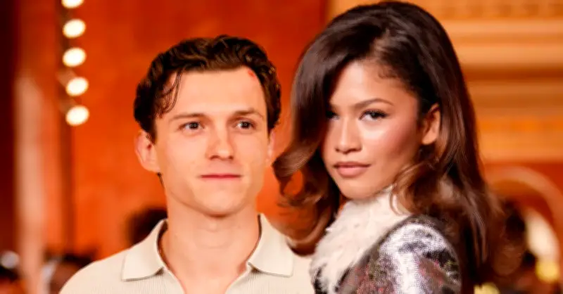 Người Nhện trở lại sau 4 năm chờ đợi, hé lộ nguyên nhân vắng bóng của cặp diễn viên chính