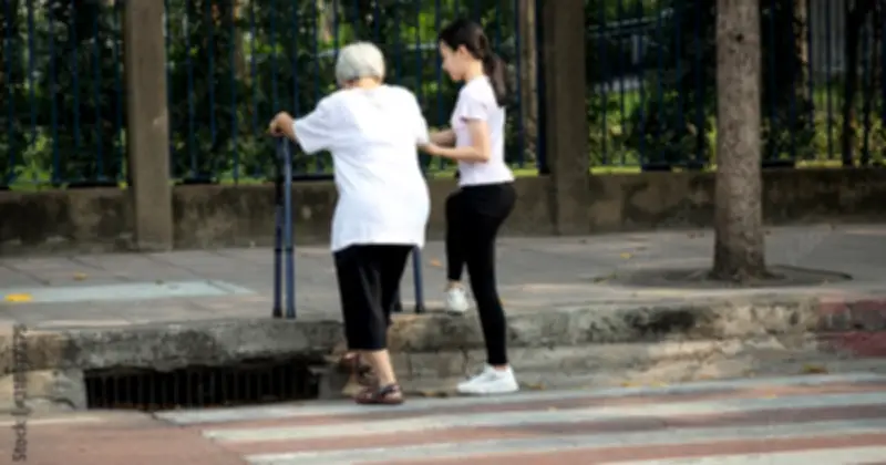 Người Phụ Nữ 66 Tuổi Qua Đời Sau Khi Đi Bộ: 4 Thói Quen Tưởng Lành Mạnh Nhưng Nguy Hiểm