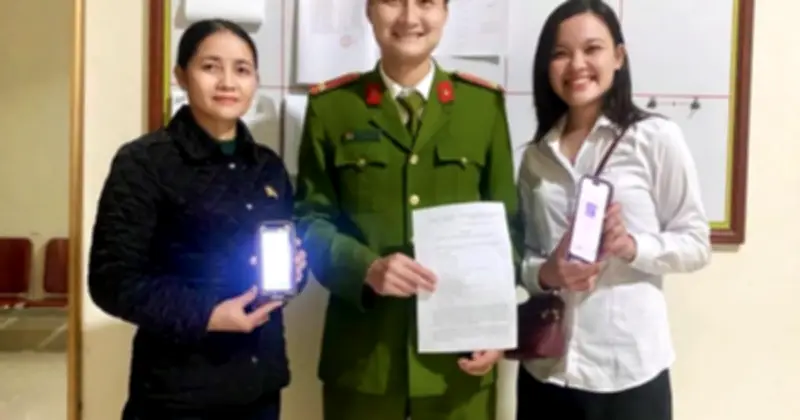 Người phụ nữ Hà Tĩnh trả lại 1,3 tỉ đồng nhận nhầm nhờ sự hỗ trợ của công an