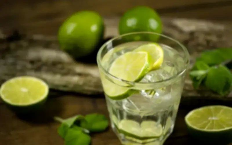 Người suy thận có nên uống nước chanh? Chuyên gia chỉ cách dùng an toàn