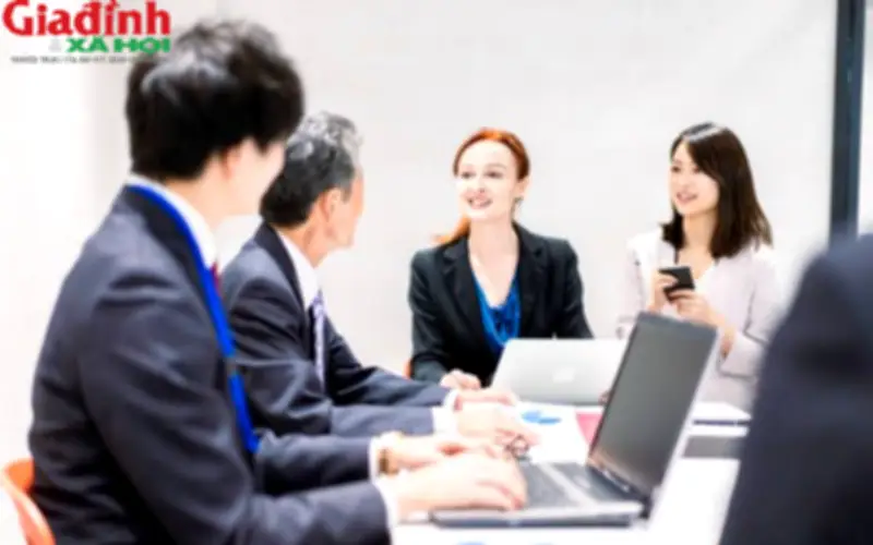 Người Thông Minh Luôn Giữ Im Lặng: Càng Nói Nhiều Càng Mất Điểm Trong Mắt Người Khác