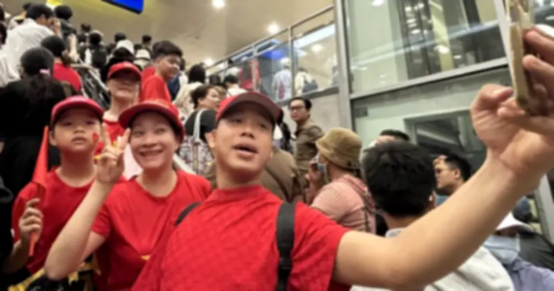 Người trẻ TP.HCM hào hứng lên kế hoạch cho kỳ nghỉ lễ Giỗ Tổ, 30.4 và 1.5