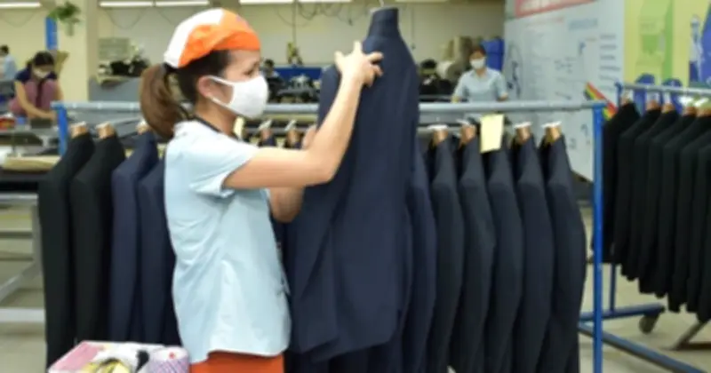 Ngành dệt may đối mặt cú sốc năng lượng, giá nguyên liệu tăng mạnh