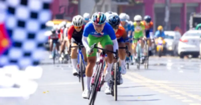 Nguyễn Thị Thật và Lâm Thị Thùy Dương tỏa sáng tại Biwase Tour of Vietnam 2026