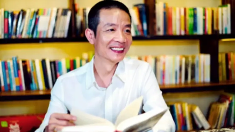 Nguyễn Vĩnh Tiến: Hành Trình Thơ-Nhạc-Họa Với Chất Đồng Dao Đương Đại