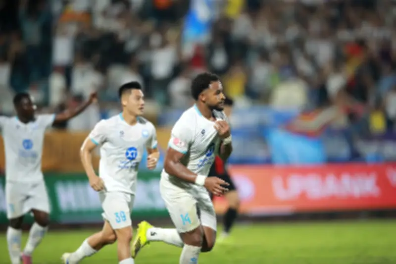 Nguyễn Xuân Sơn Ghi Bàn Thép, Nam Định Ngược Dòng Thắng Ninh Bình