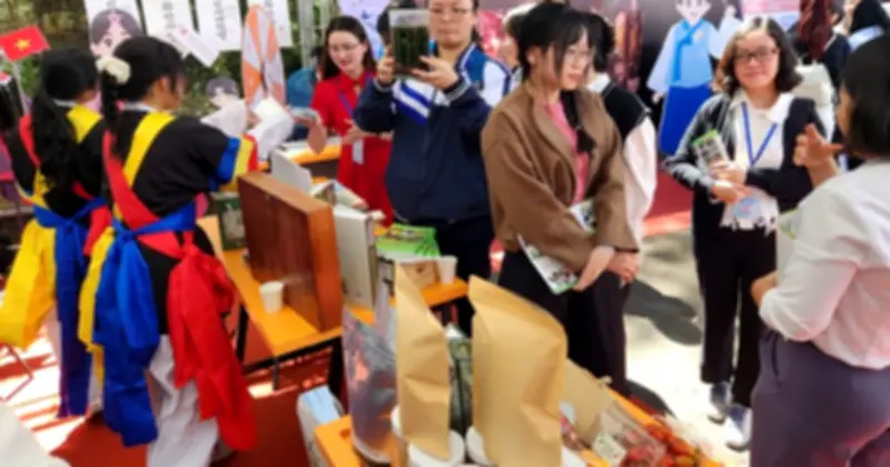 Ngày hội Tư vấn mùa thi 2026 thu hút gần 5.000 học sinh Lâm Đồng