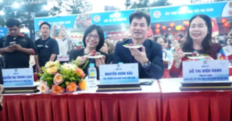 Ngày Hội Văn Hóa Ẩm Thực Gia Lai 2026 Khai Mạc Rực Rỡ Với Màn Mổ Cá Ngừ Đại Dương