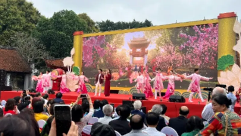 Ngày Thơ Hà Nội 2026: Vươn Mình Ra Biển Lớn, Tôn Vinh Văn Hóa Thủ Đô