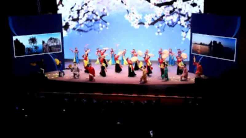 Ngày Thơ Việt Nam 2026 tại Quảng Ninh: Khát vọng vươn ra biển lớn