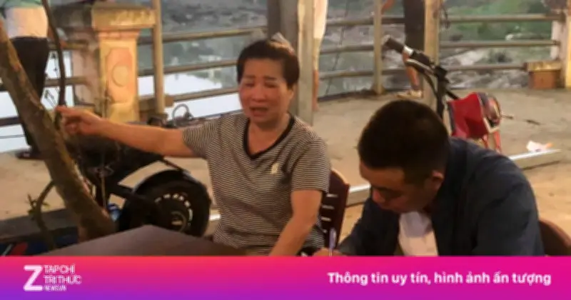 Nhà bè Tuyên Quang nghiêng đổ, 5 chỉ vàng và hàng trăm kg cá rơi xuống sông Lô