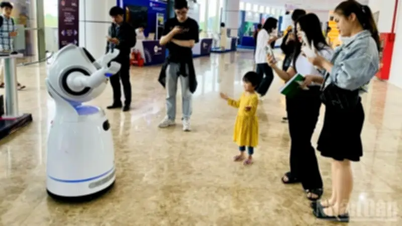 Định Hướng Phát Triển Nguồn Nhân Lực: Chuyển Từ Số Lượng Sang Chất Lượng