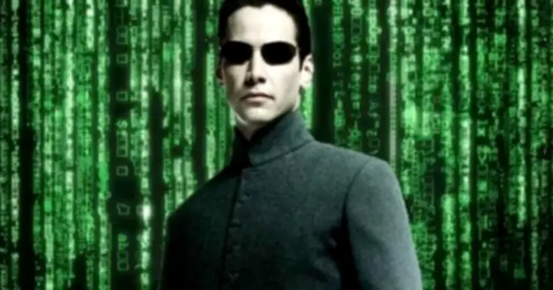 Nhà khoa học Anh đề xuất định luật mới, gợi ý vũ trụ có thể là giả lập như phim Ma trận