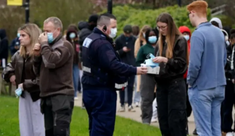 Ánh nắng cảnh báo lên cấp quốc gia do bùng phát dịch viêm màng não